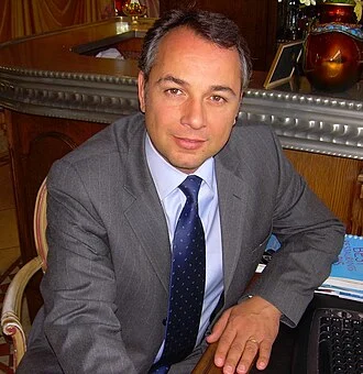 Philippe Karsenty height profile photo