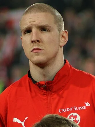 Philippe Senderos height profile photo