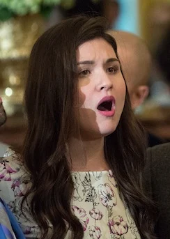 Phillipa Soo height profile photo