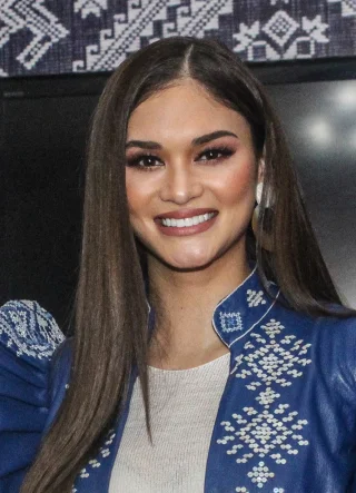 Pia Wurtzbach height profile photo