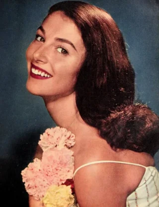 Pier Angeli height profile photo