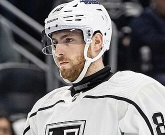 Pierre-Luc Dubois height profile photo