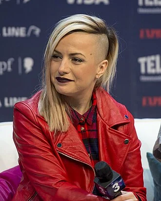 Poli Genova height profile photo