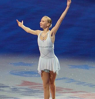 Polina Edmunds height profile photo
