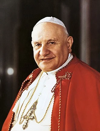 Pope John XXIII height profile photo