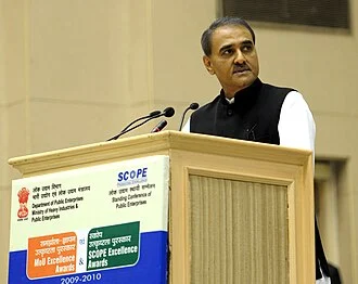 Praful Patel height profile photo