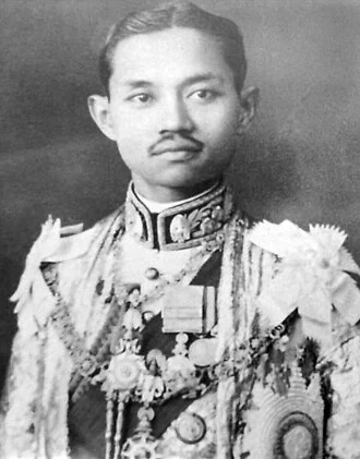 Prajadhipok height profile photo