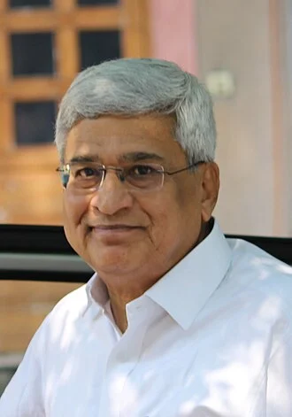 Prakash Karat height profile photo