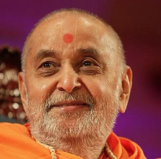 Pramukh Swami Maharaj height profile photo
