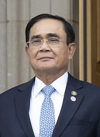 Prayut Chan-o-cha height profile photo