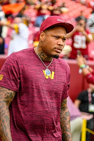 Preston Smith (linebacker) height profile photo