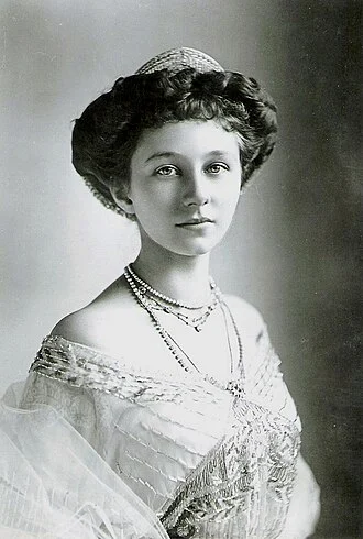 Princess Victoria Louise of Prussia height profile photo