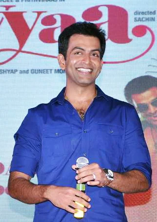 Prithviraj Sukumaran height profile photo