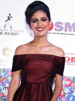 Priya Prakash Varrier height profile photo