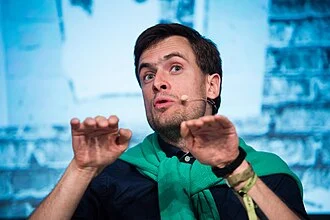 Pyotr Verzilov height profile photo