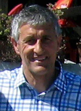 Quique Setién height profile photo