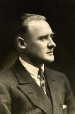 R. J. Mitchell height profile photo