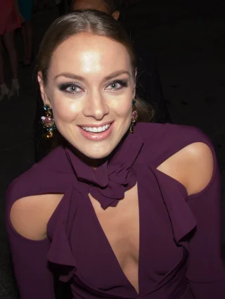 Rachel Skarsten height profile photo