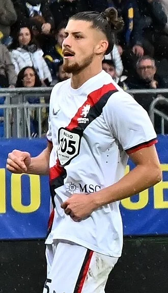 Radu Drăgușin height profile photo