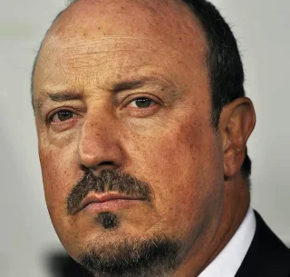 Rafael Benítez height profile photo