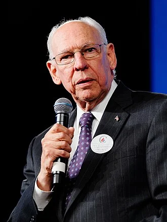 Rafael Cruz height profile photo