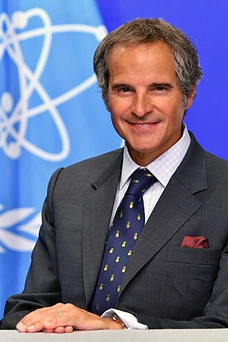 Rafael Grossi height profile photo