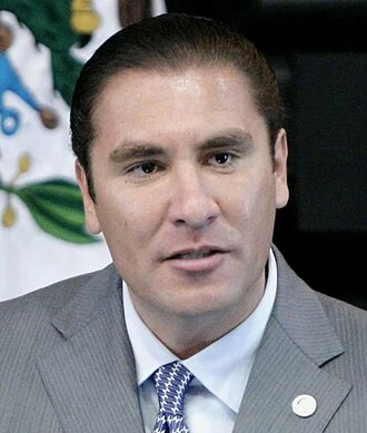 Rafael Moreno Valle Rosas height profile photo