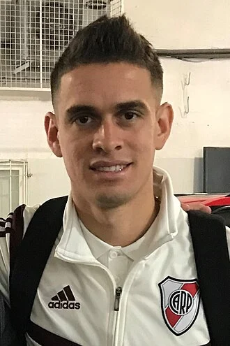 Rafael Santos Borré height profile photo