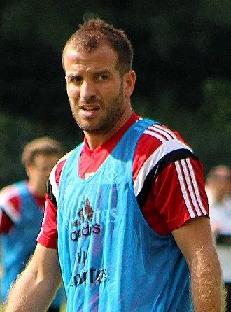 Rafael van der Vaart height profile photo