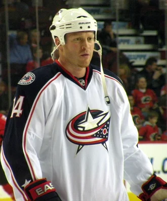 Raffi Torres height profile photo