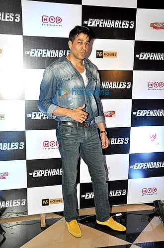 Rajat Bedi height profile photo