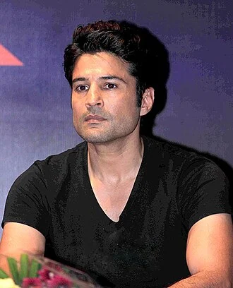 Rajeev Khandelwal height profile photo