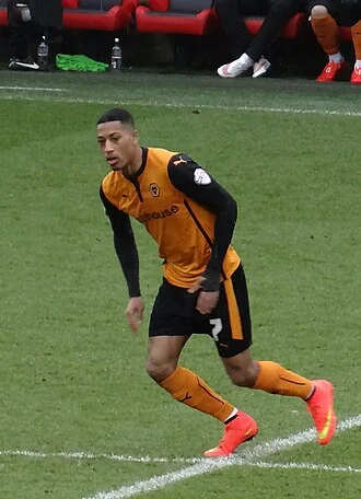 Rajiv van La Parra height profile photo
