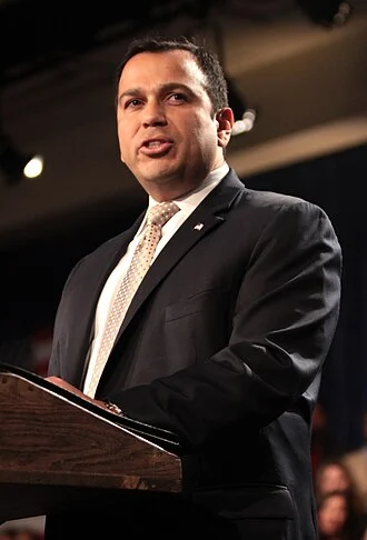 Ralph Alvarado height profile photo