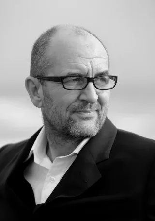 Ralph Brown height profile photo
