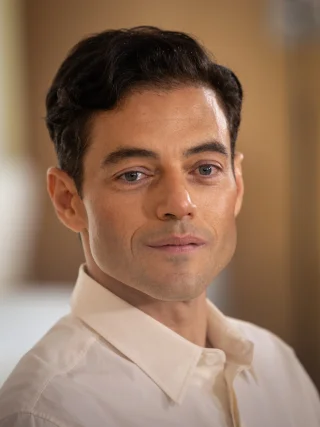 Rami Malek height profile photo