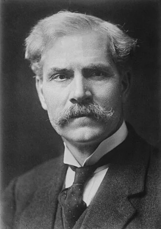 Ramsay MacDonald height profile photo