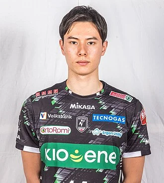 Ran Takahashi height profile photo