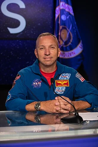 Randolph Bresnik height profile photo