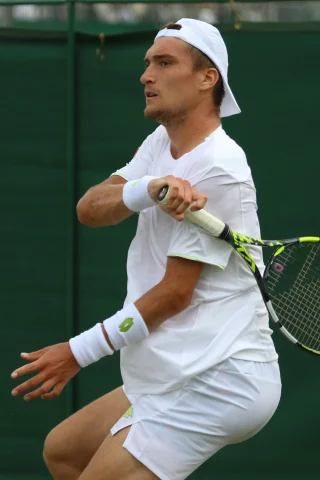 Raphaël Collignon height profile photo