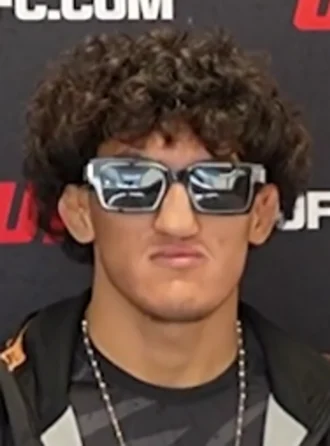 Raul Rosas Jr. height profile photo