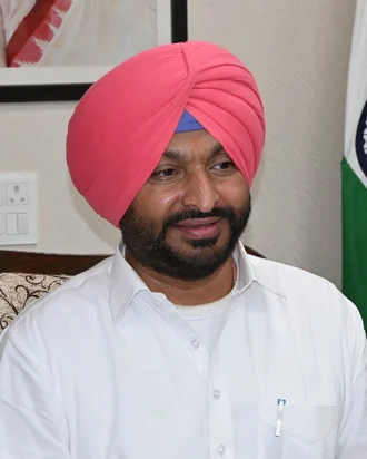 Ravneet Singh Bittu height profile photo