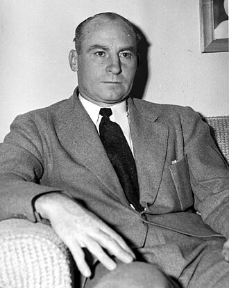 Ray Flaherty height profile photo