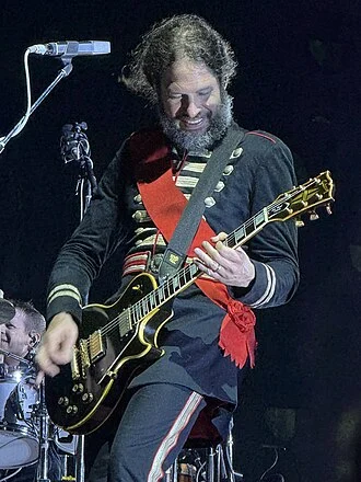 Ray Toro height profile photo