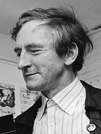 Raymond Briggs height profile photo