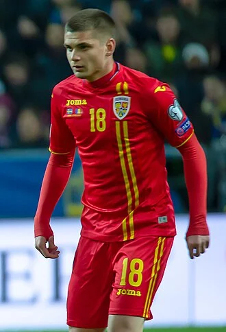 Răzvan Marin height profile photo