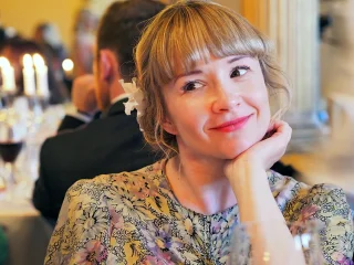 Rebecca Callard height profile photo