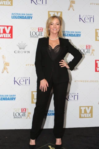 Rebecca Gibney height profile photo