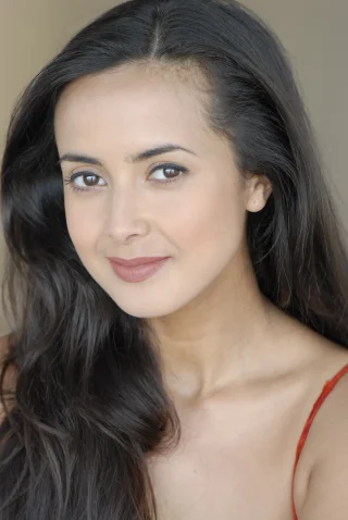 Rebecca Grant height profile photo