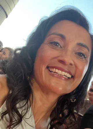 Rebecca Sarker height profile photo
